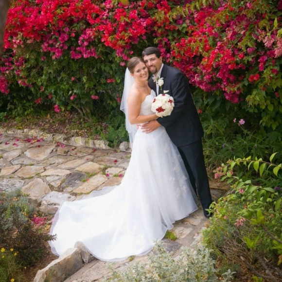 Meet your Posher, Ashley - Picture 1 of 1